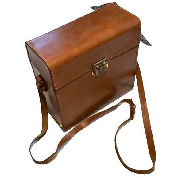 Polaroid Leather Case 309 Flash Gun 202 Close Up Lens 540 Sylvania Bulbs Lot VTG - Picture 3 of 16